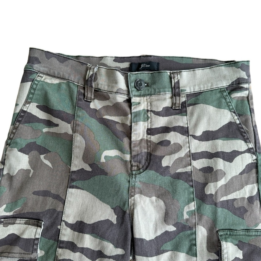 J. Crew 9” Cargo Toothpick Women’s Jeans Camouflage size 26 Green High Rise Camo - Picture 3 of 10